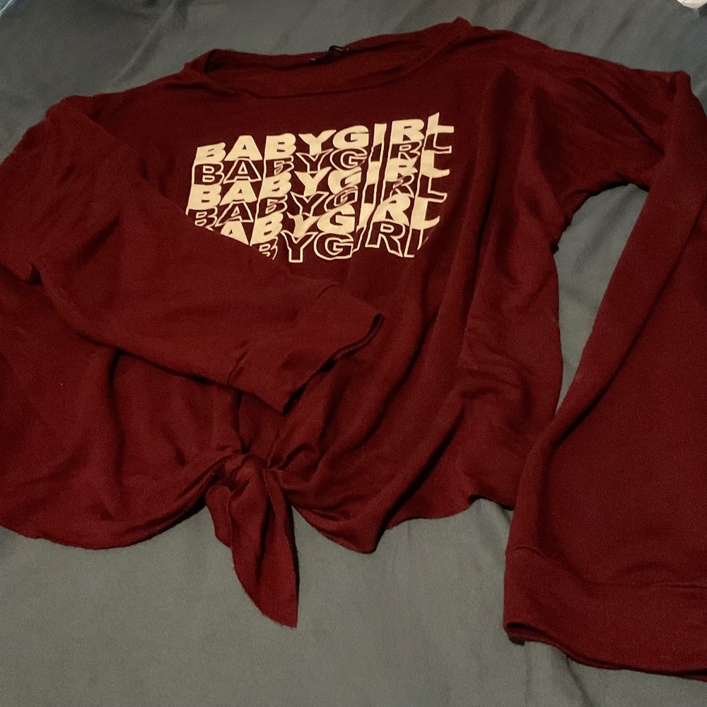 T-shirt by Fashion Nova - Picture 1 of 8